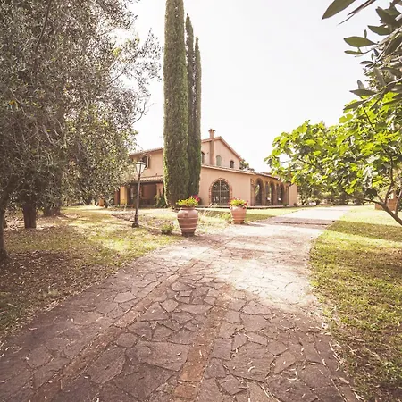 Apartment Relais Casale Il Poggetto - Edera By Zoom In Earth Cecina (Livorno)